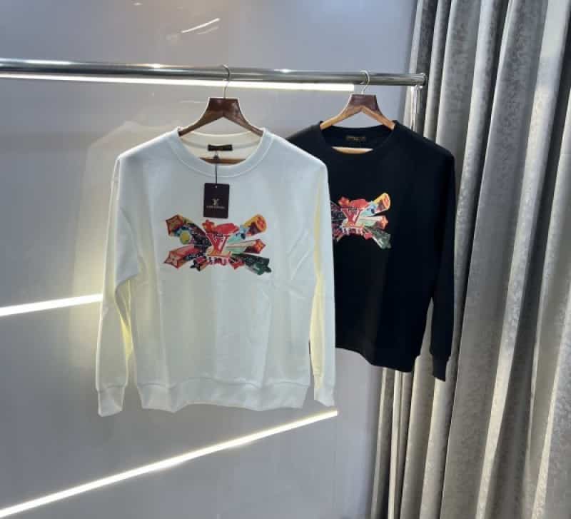 Louis Vuitto n White Logo Print Imported Pull Over