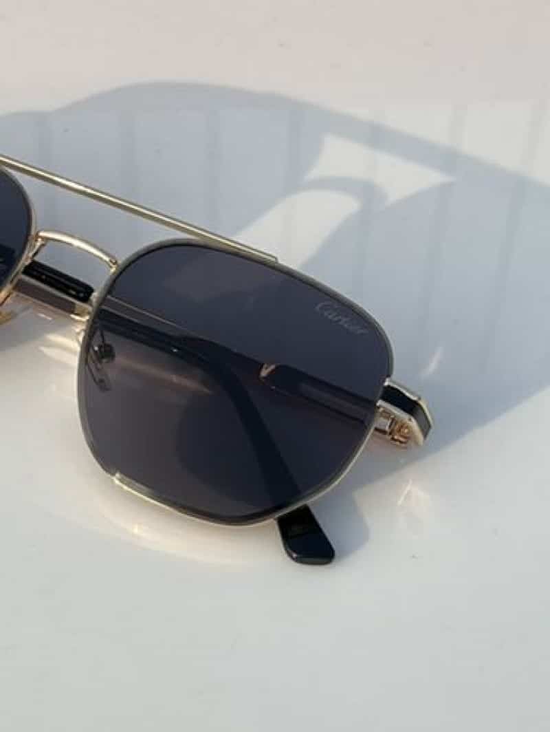 cartier_152 gold black