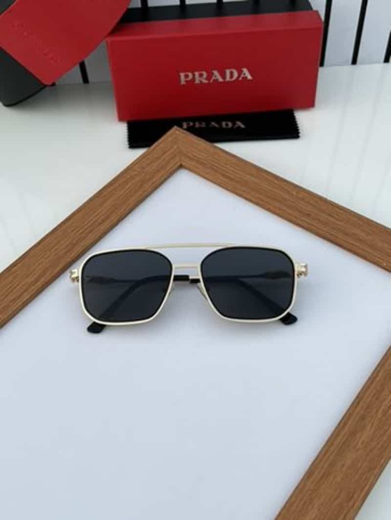Prada_87 gold black