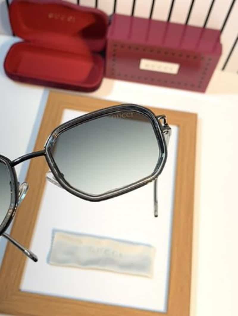 Gucci_06 grey green