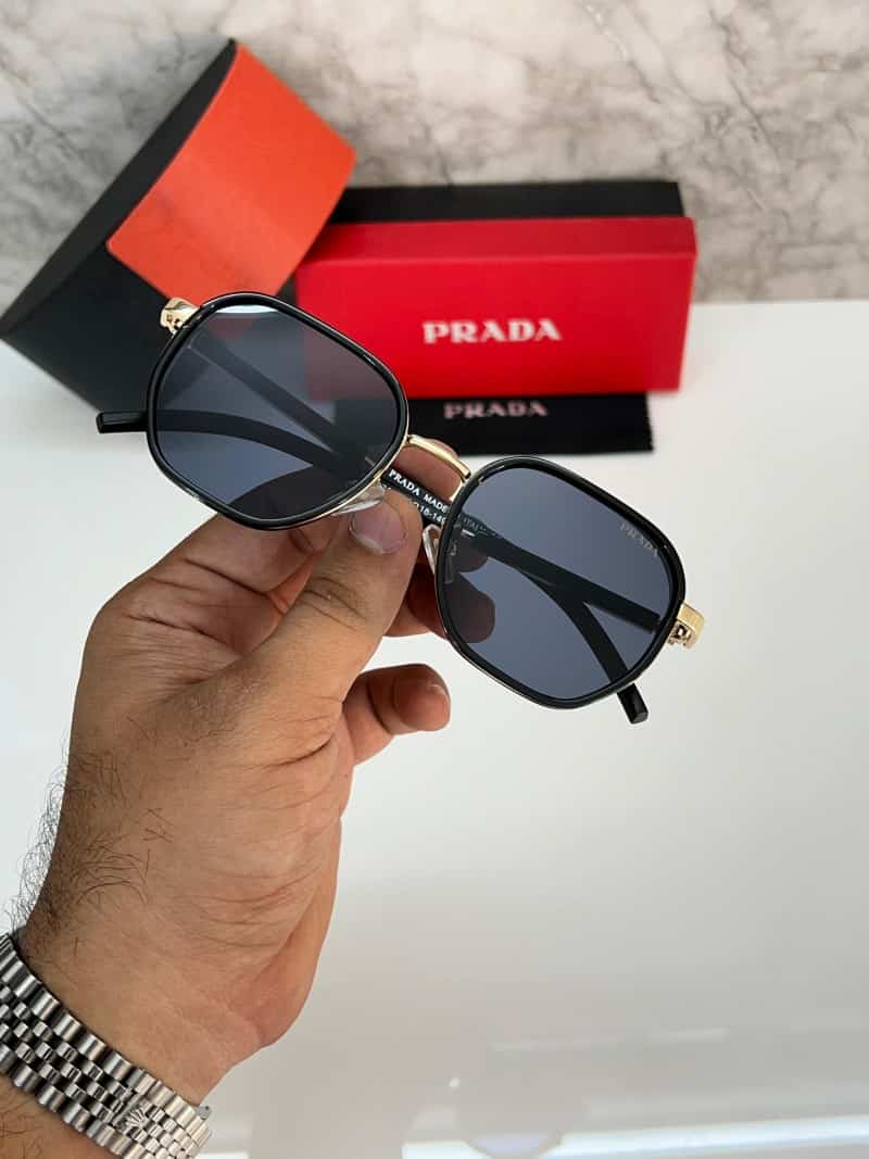 Prada_07 gold black