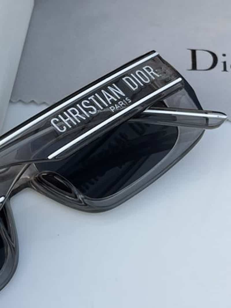 Dior_branding grey