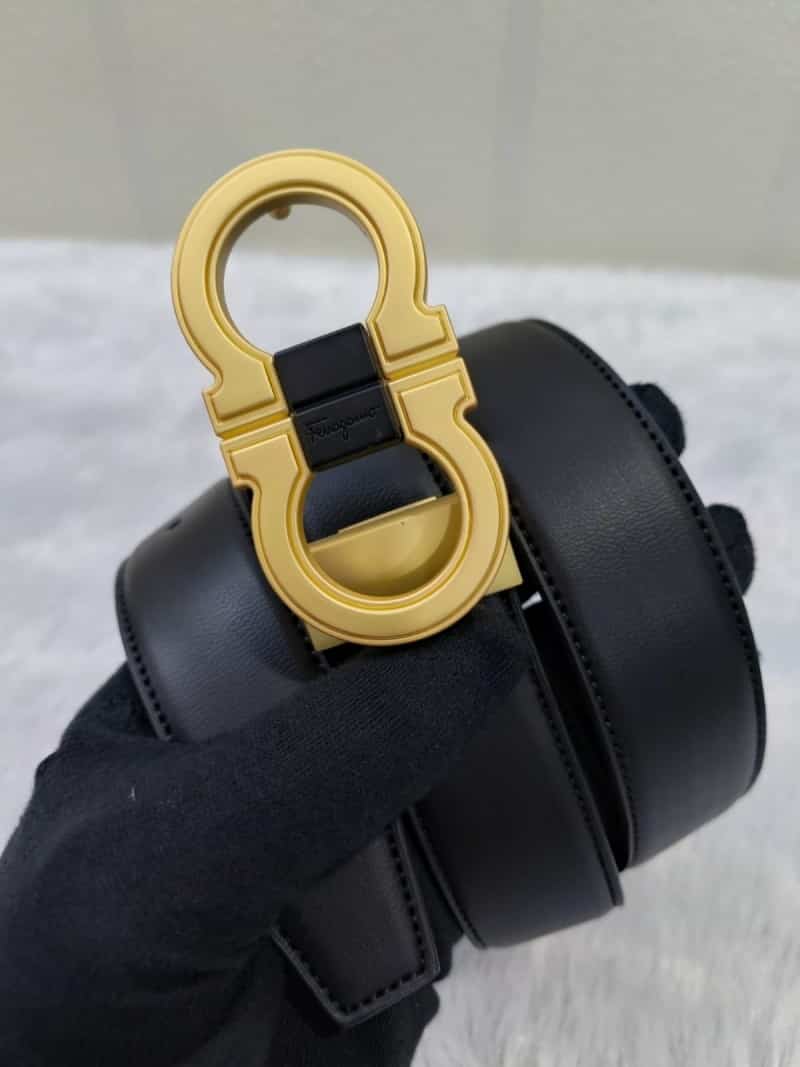SALVATORE FERRAGAMO F95