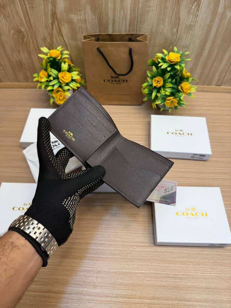 COACH_WALLET_V824