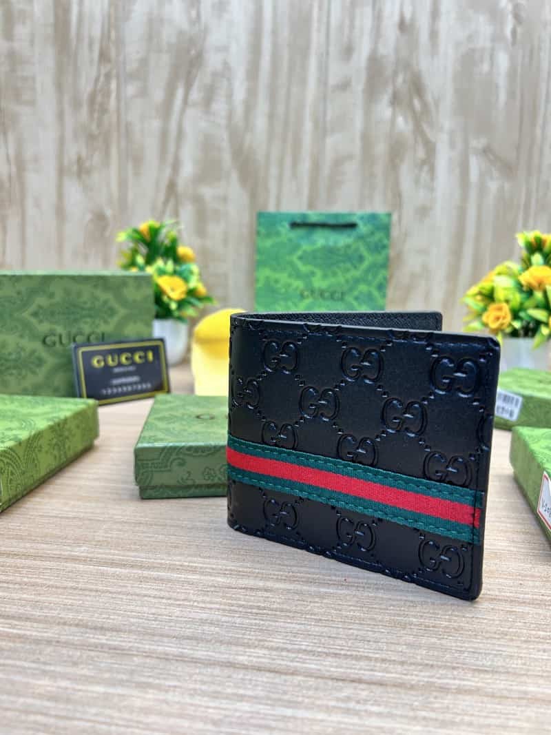 GUCCI_WALLET_V661