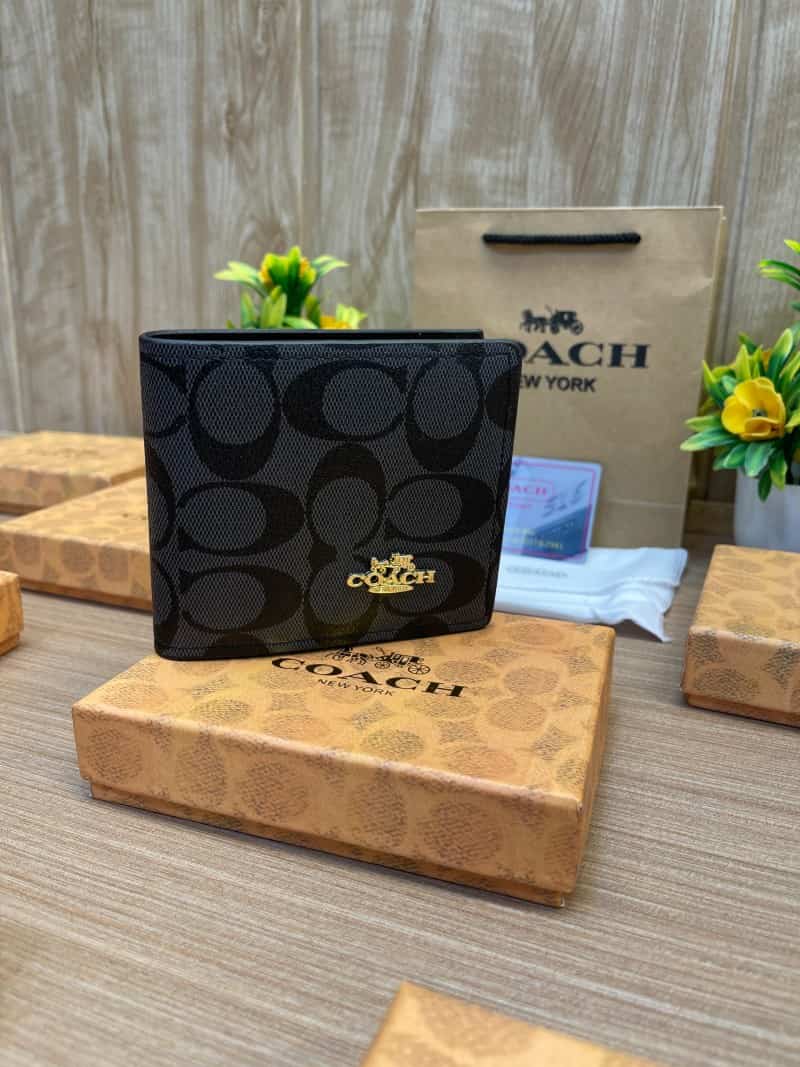 COACH_WALLET_V635