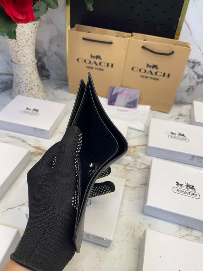 COACH_WALLET_V618