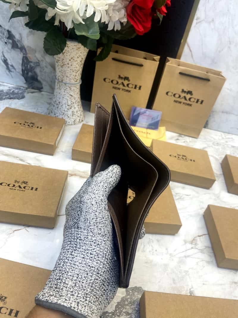 COACH_WALLET_V573