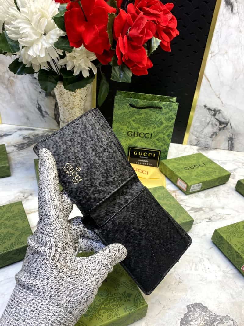 GUCCI_WALLET_V551