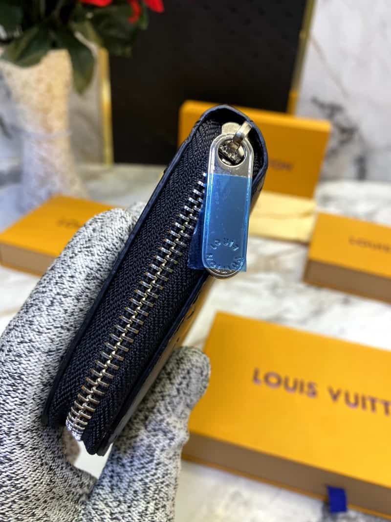 LOUIS_VUITTON_LONG_WALLET_V529