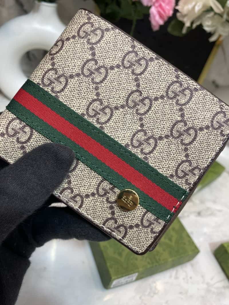 GUCCCI WALLET V462