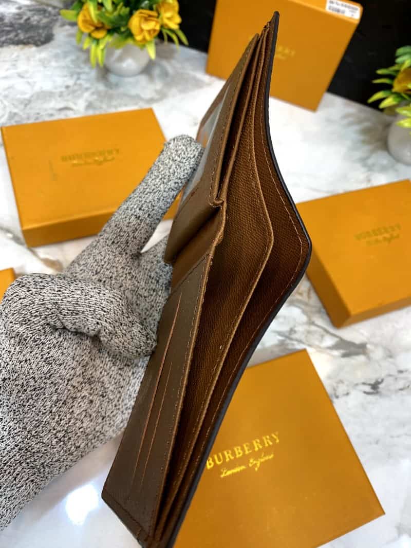 BURBERR_Y WALLET V406