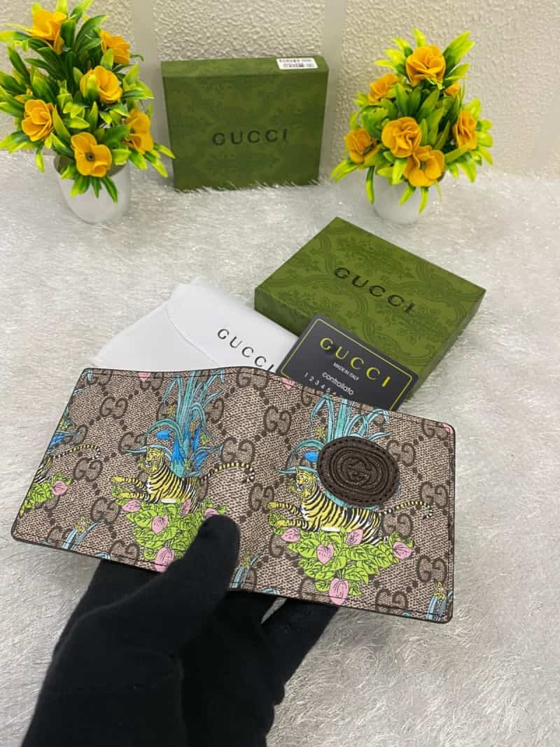 GUCCI WALLET V236