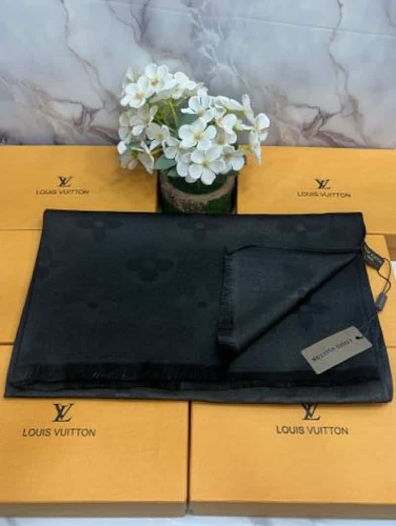 LO...Ui5 vUITton PREMIUM QUALITY IMPOR