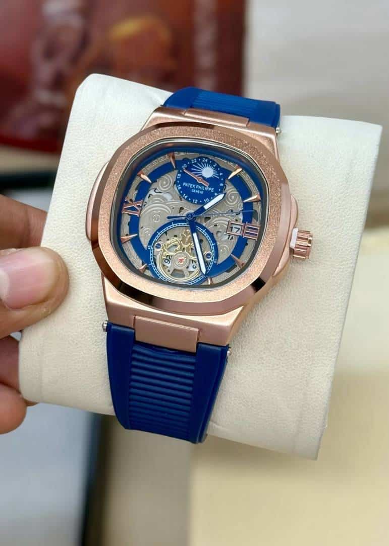PATEK_PHILIPPE_SUN_DATE_BLUE