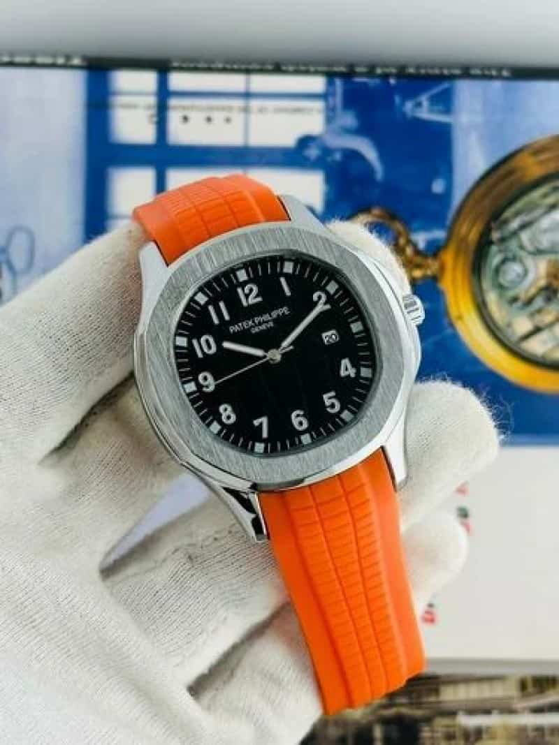Patek_Philippe Aquanaut Date Orange