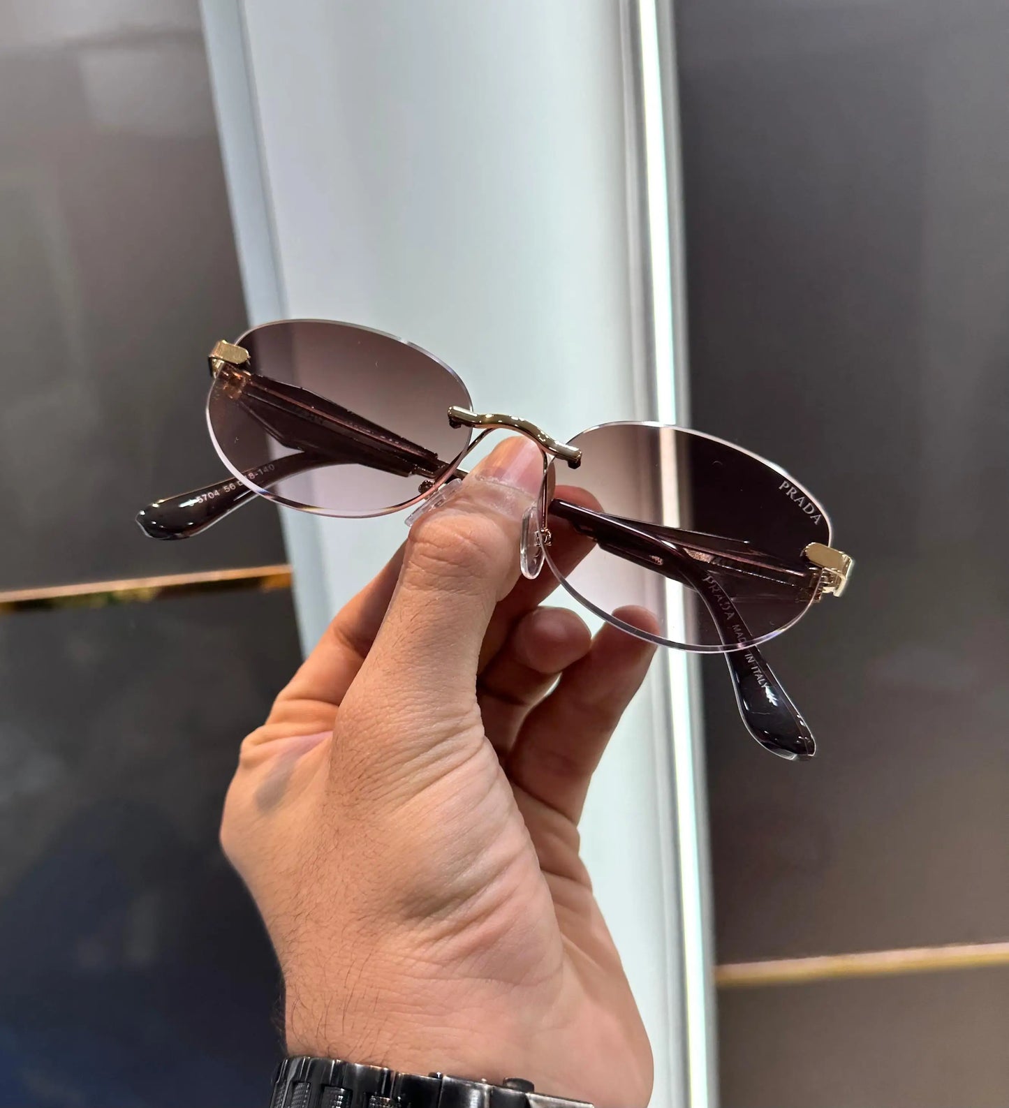 Prad a Designer Brown Premium Shade 5704