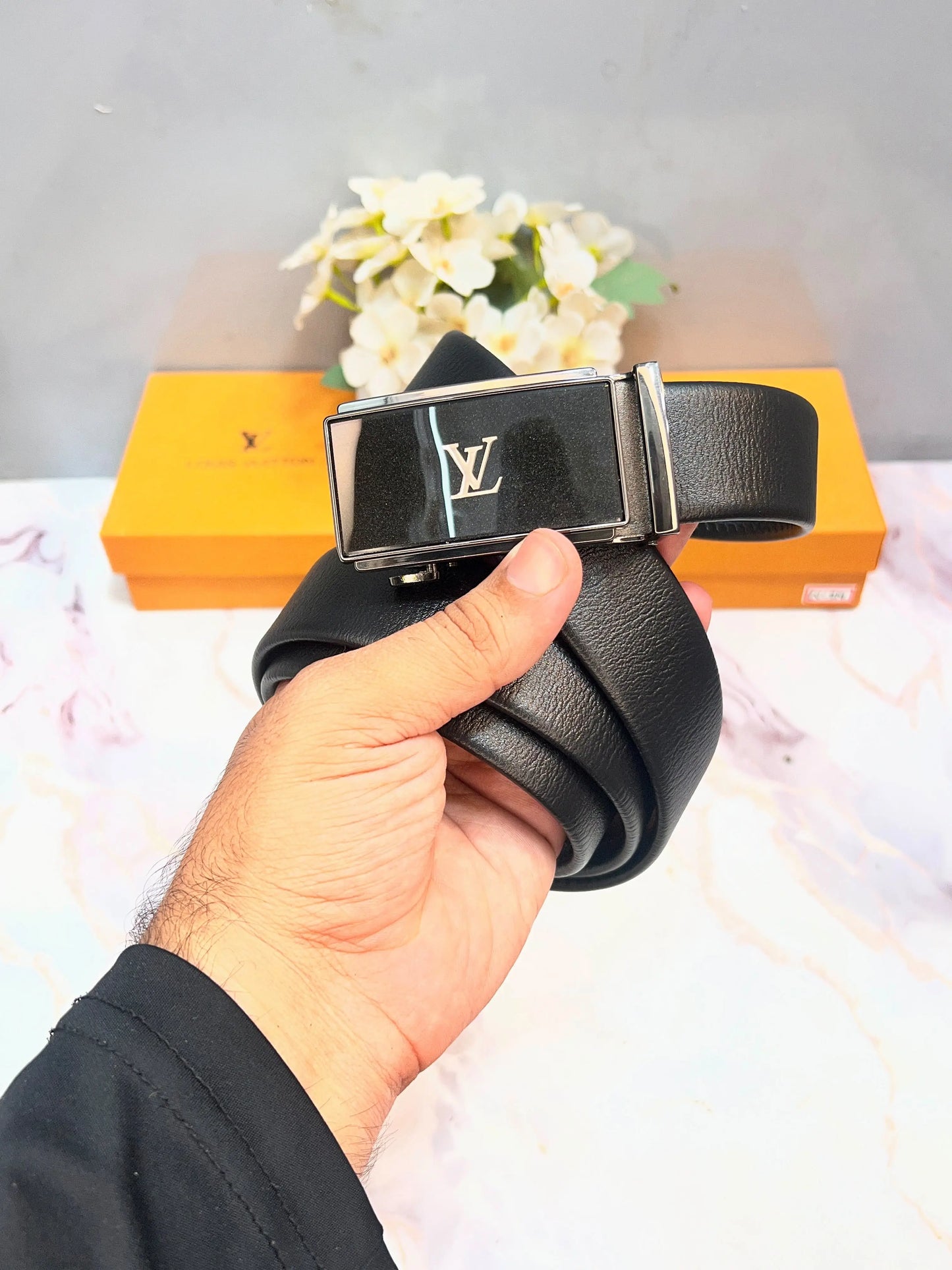 LV LOUIS VUITTON PREMIUM QUALITY AUTOLOCK BELT WITH OG BOX