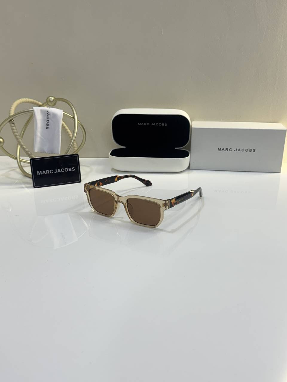 Marc_Jacobs_1120_Tiger_Brown