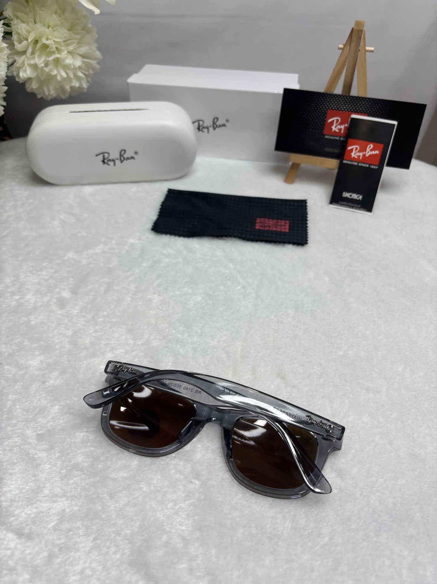 Rayban Reverse 2140 Brown