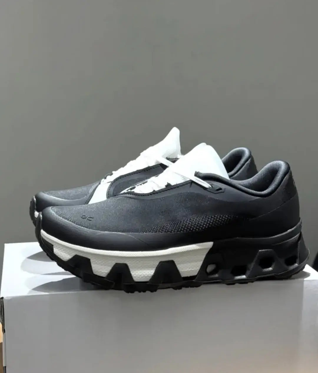 On Running X PAF Cloudmonster Hyper black