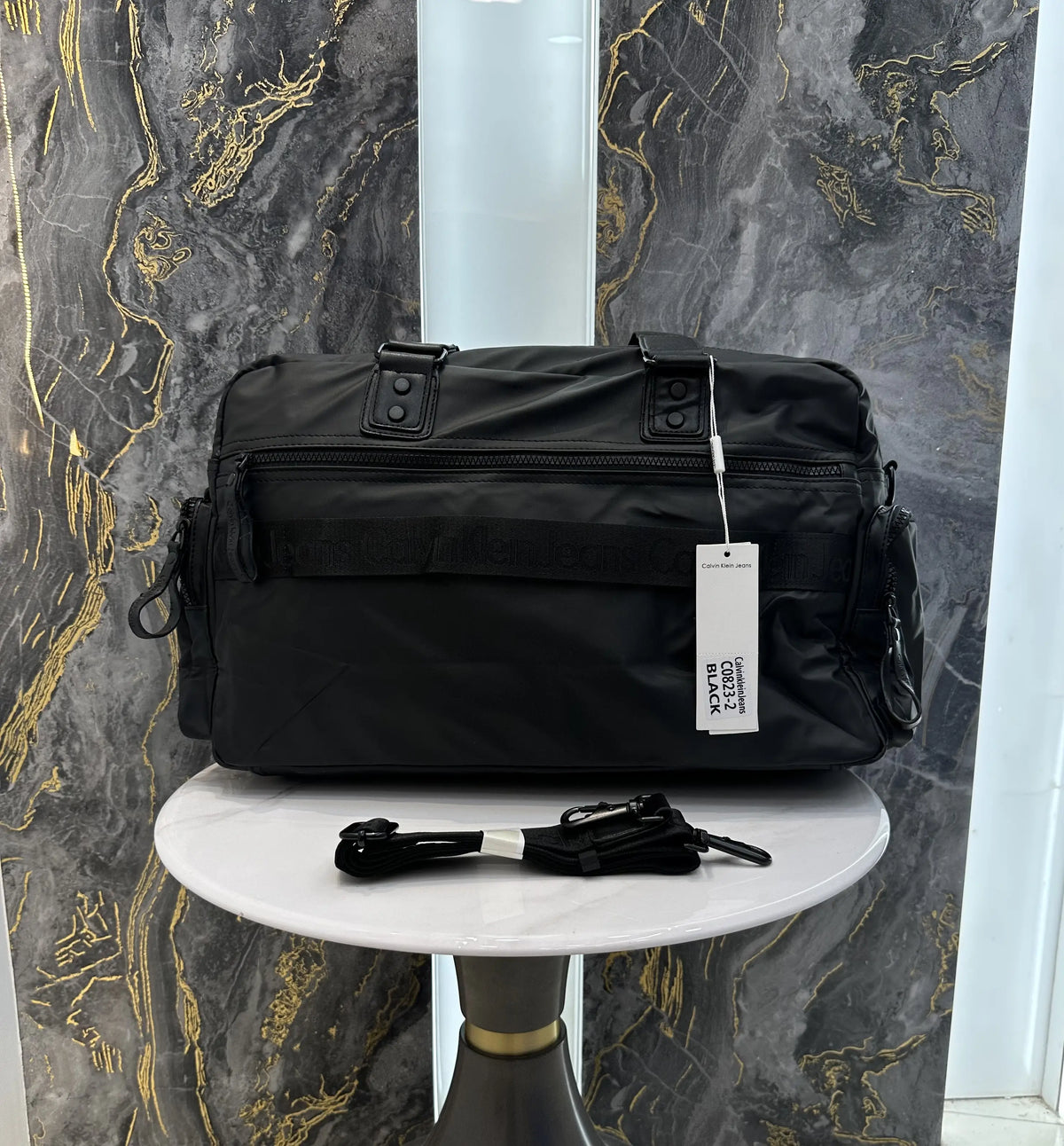 Calvin Klei n Luxury Imported Duffel Bag ck120