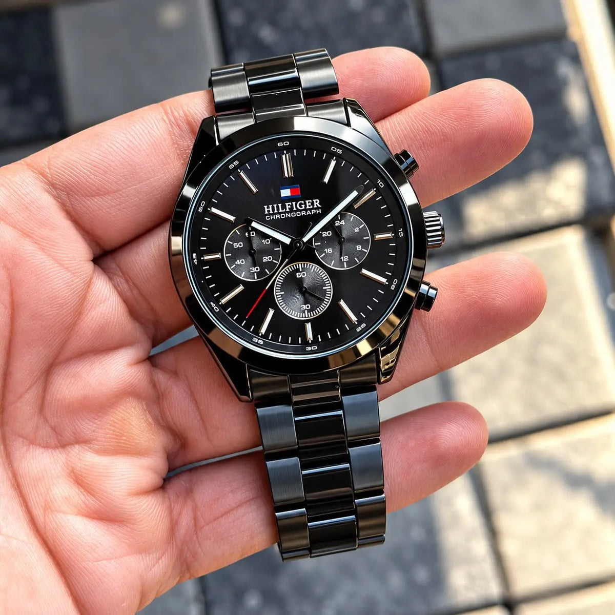 TOMMY_CHRONOGRAPH_BLACK
