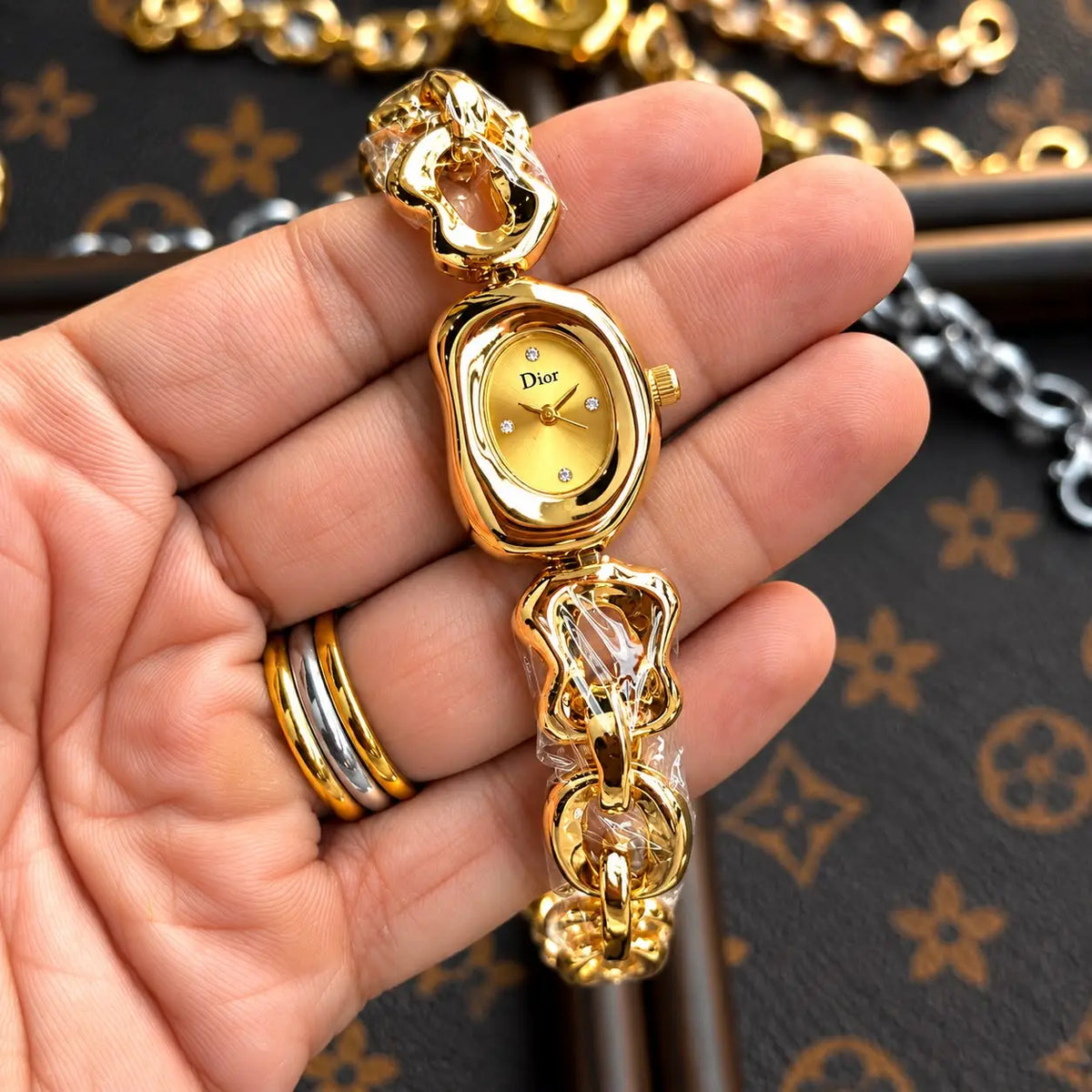 DIOR_GOLD