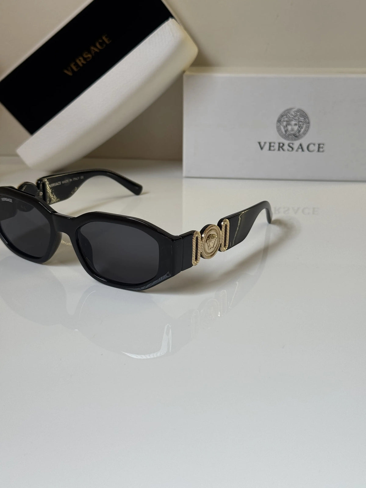 Versace_5999_Gold_Black