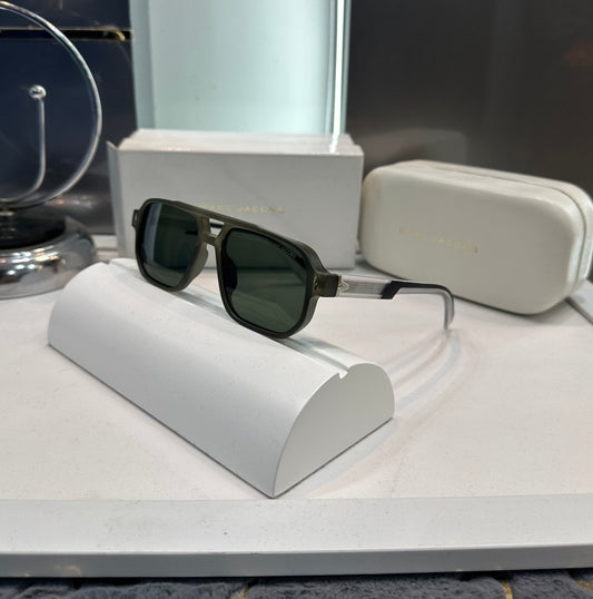 Marc Jacob Green Luxury Shade With Original Packing