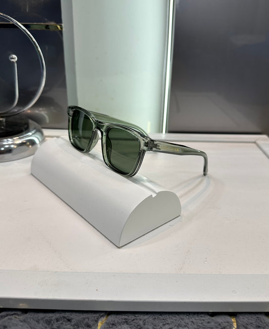 Louis Vuitton Green Luxury Shade With Original Packing