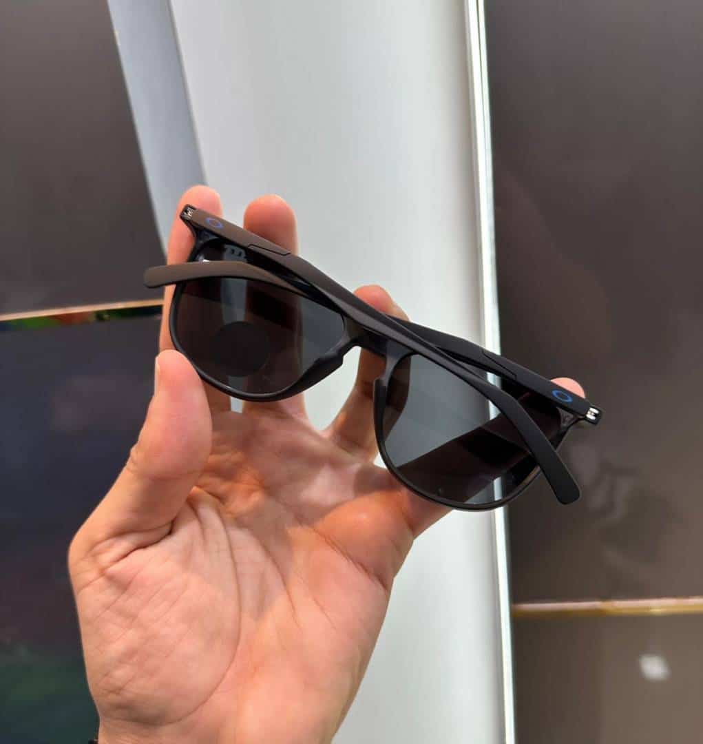 Oakle y All Black Premium Shade 2402