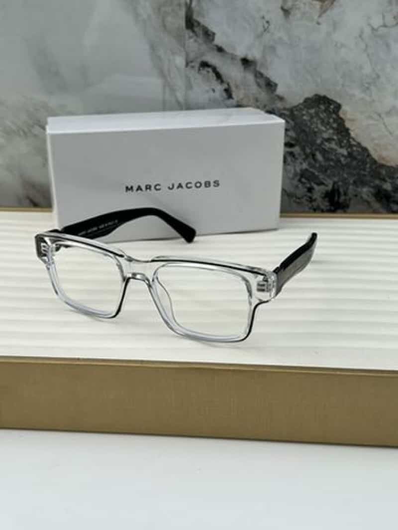marc_jacobs_1117_transparent_plano