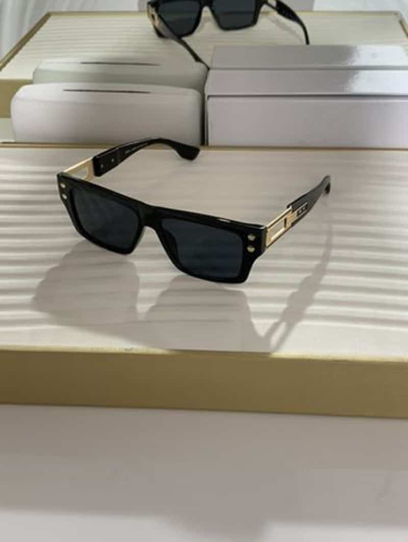 Dita_1001_black_gold