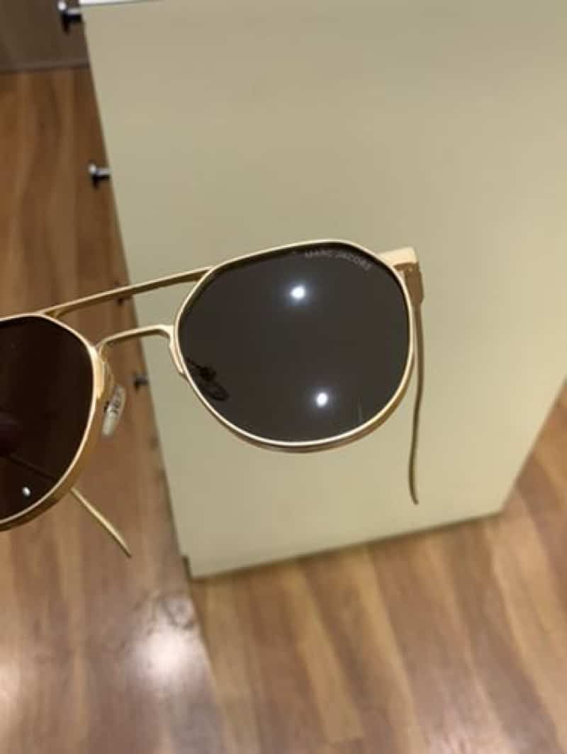 marc jacobs metal gold black