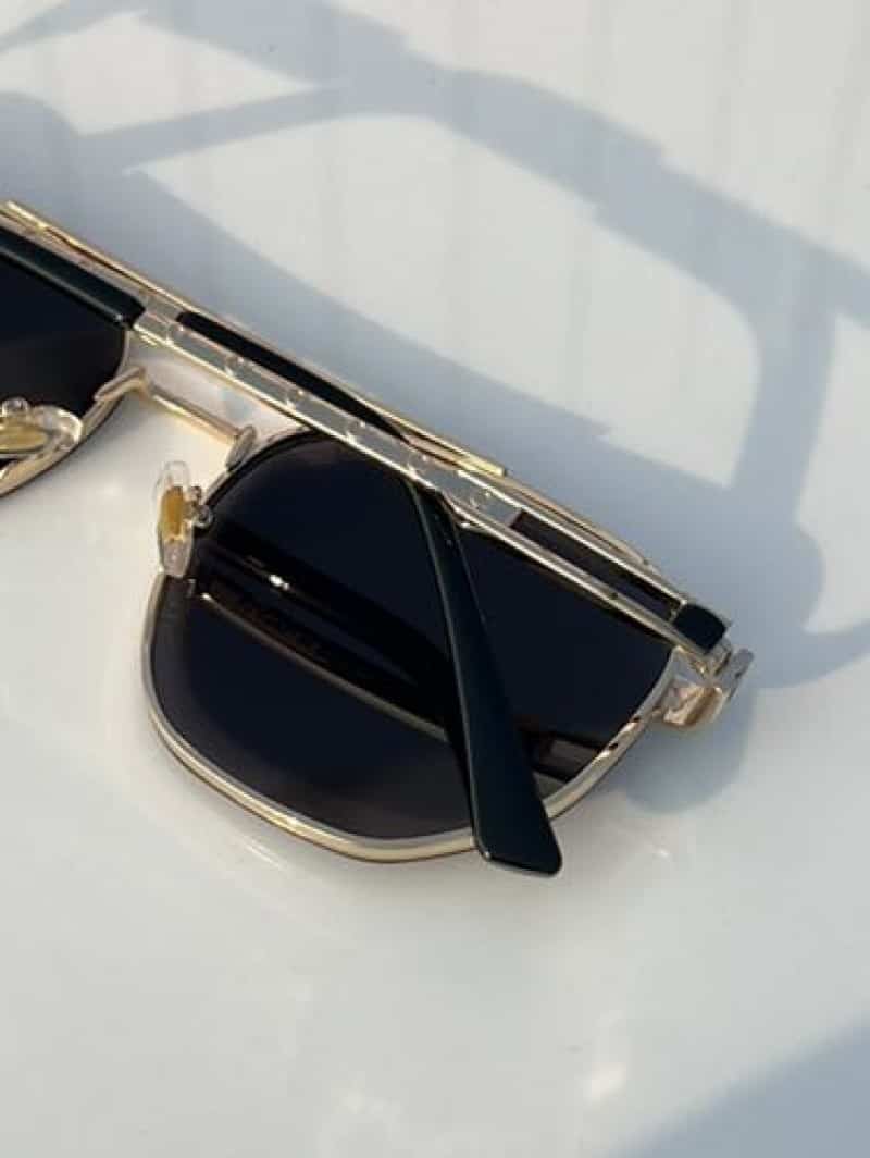 cartier_152 gold black