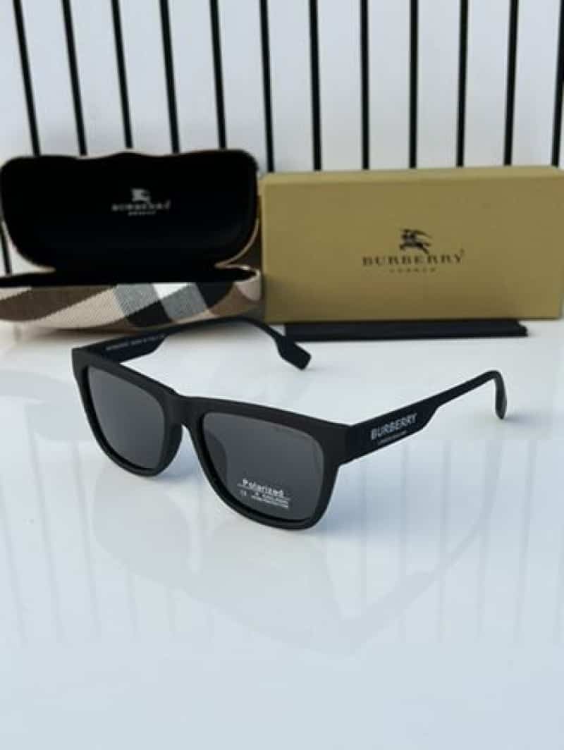 Burberry_4293_black