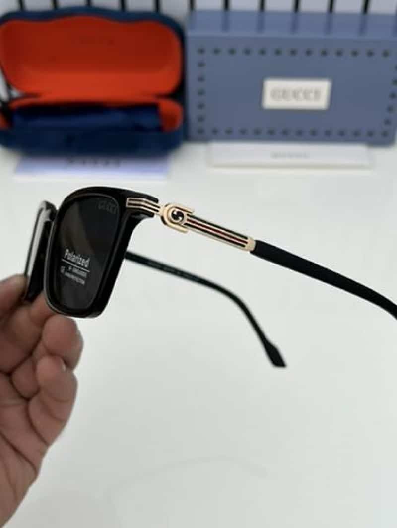 gucci_1086 black gold