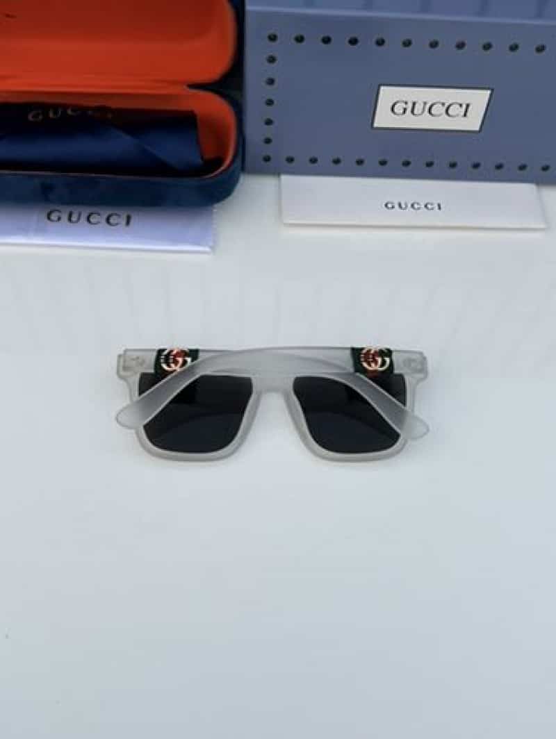 gucci_1390 white black