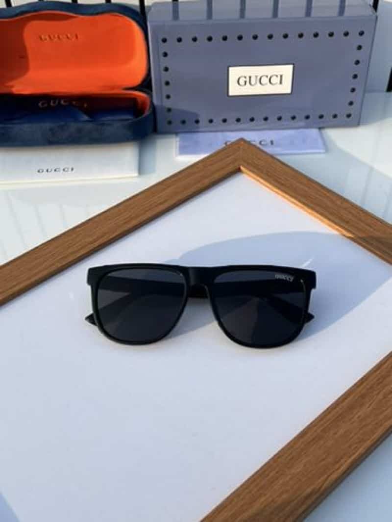 Gucci_0524 glossy black