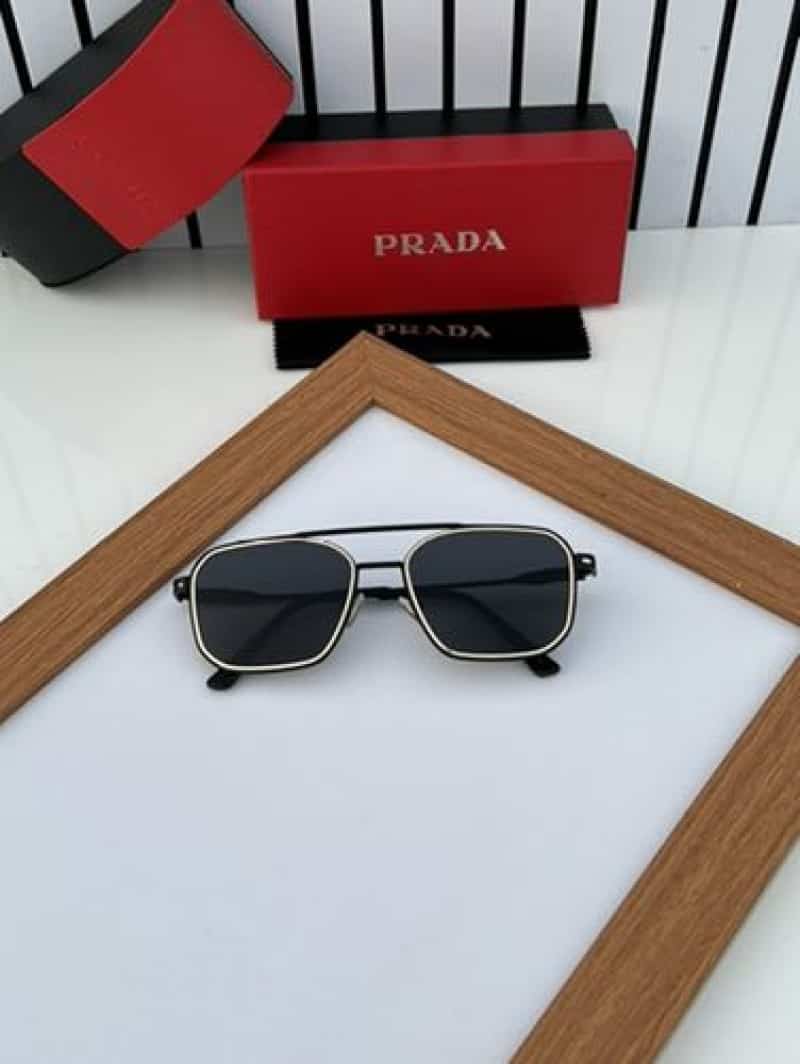 Prada_87 black gold
