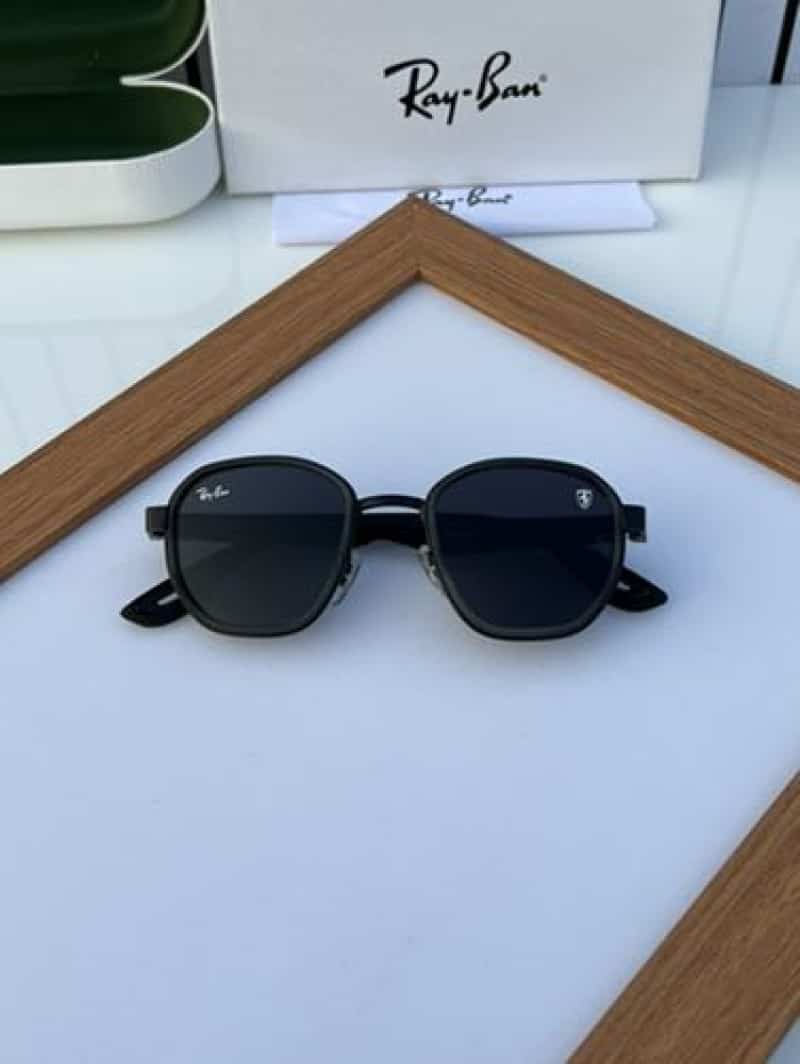 Rayban 3674 black grey