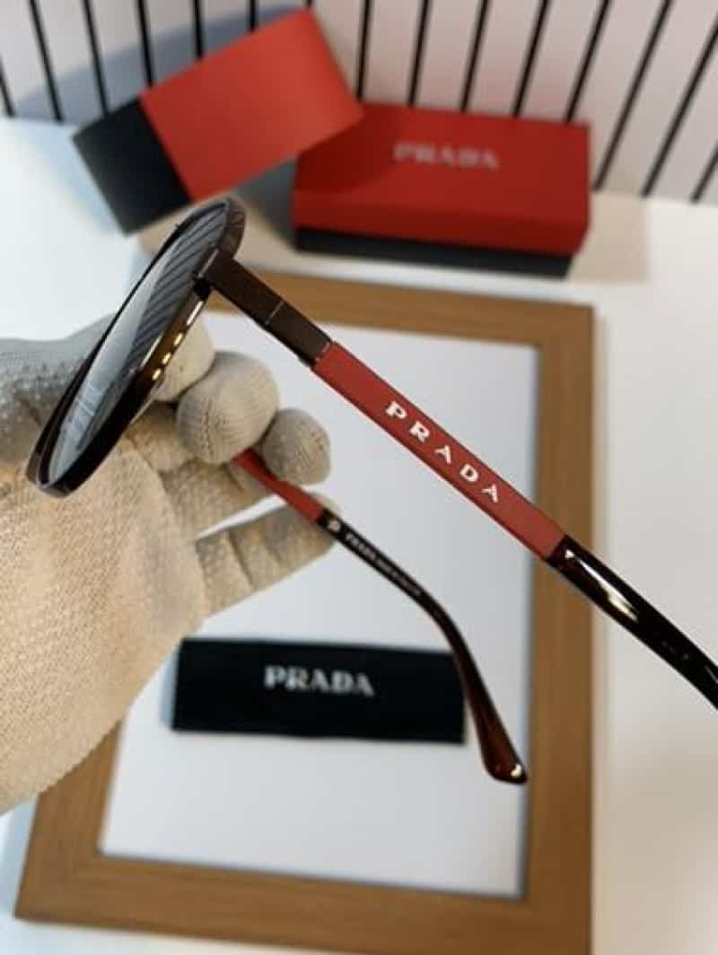 Prada_132 brown blue