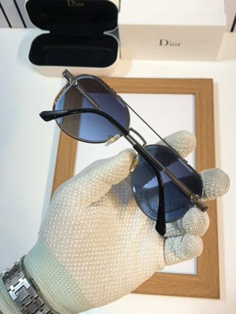 dior_161_gun_blue