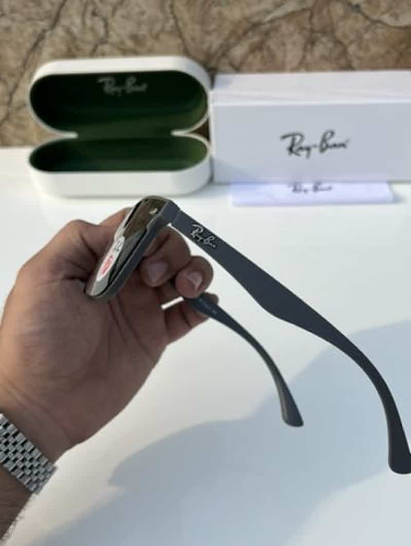 Rayban 650 grey black