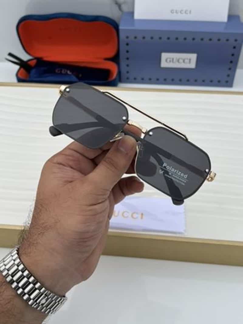 Gucci_10432_gold_black