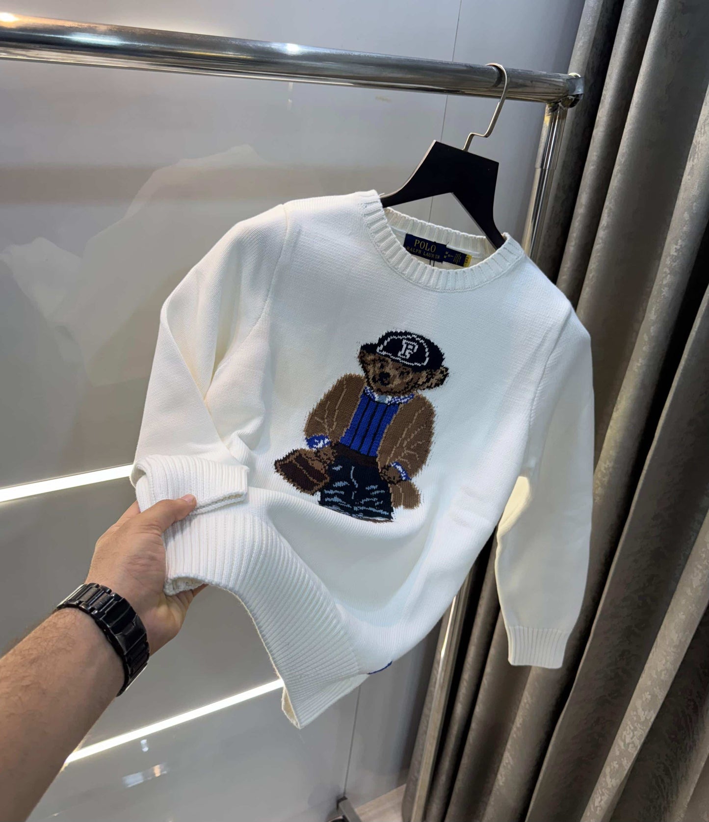 Ralph  Lauren  White Teddy Edition Imported Pull Over