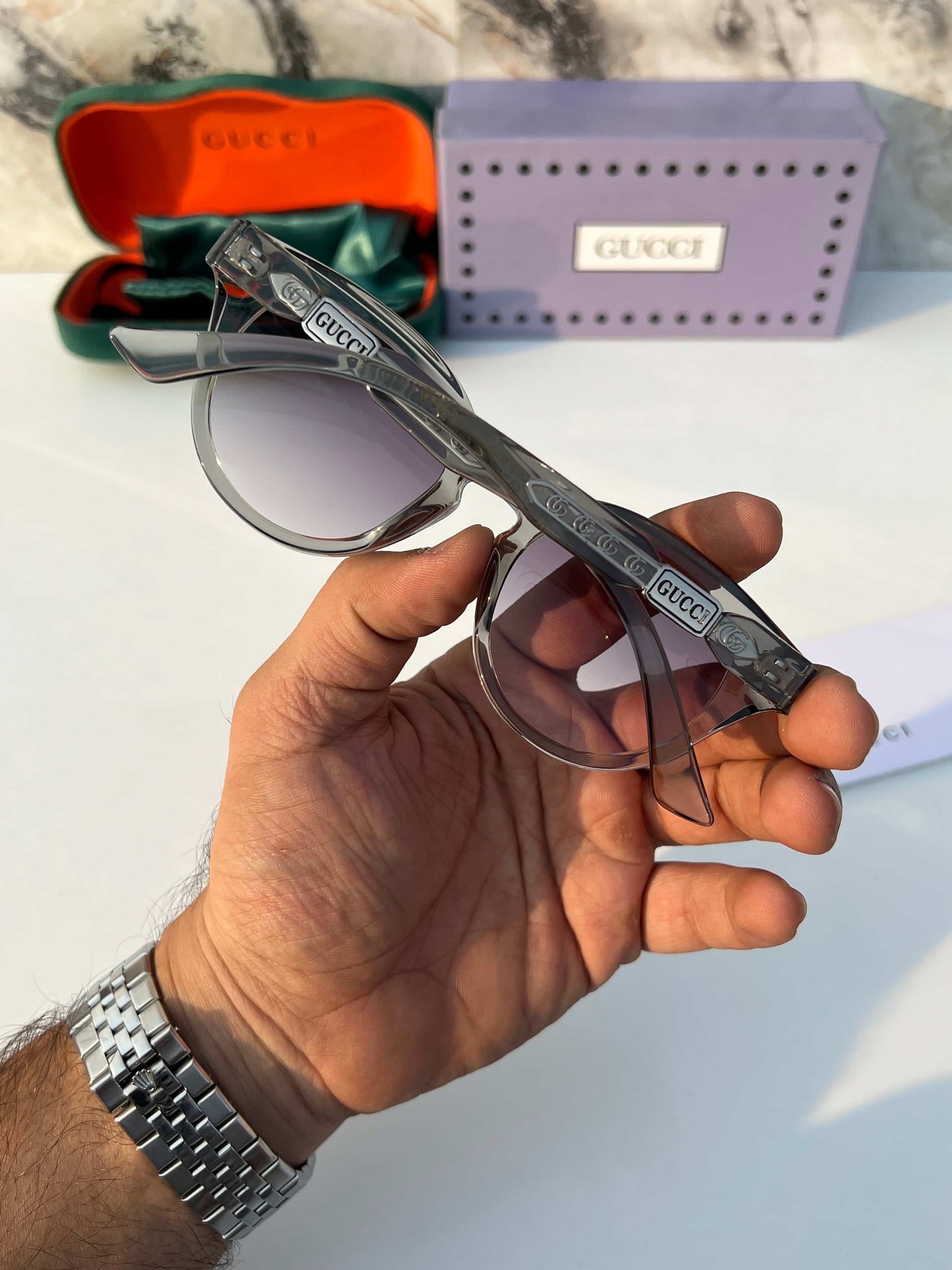 guccI_2921_grey
