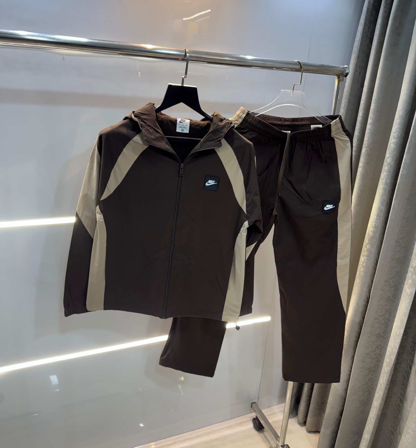 Nik e  Brown Print Imported Tracksuit
