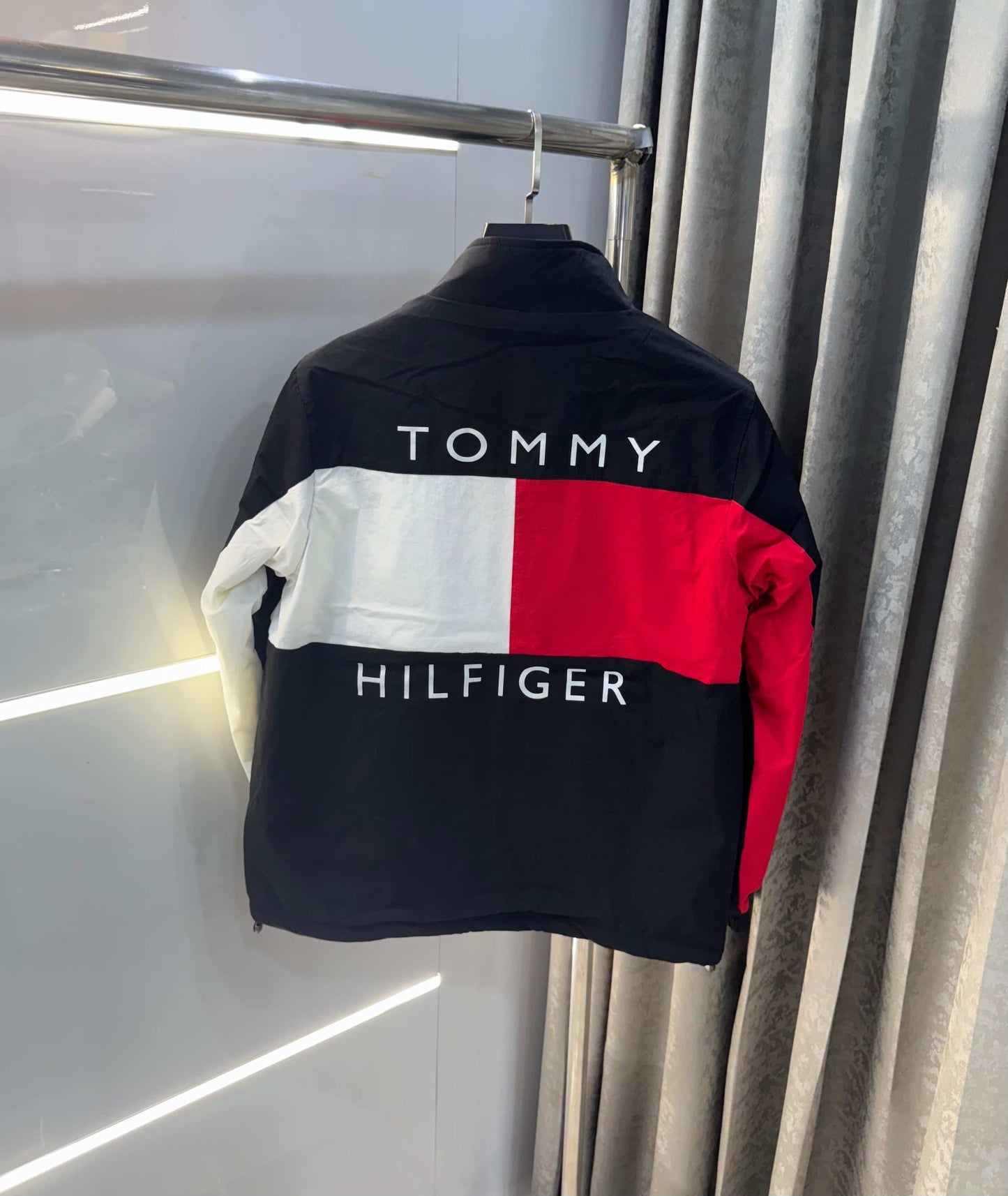 Tomm y Hilfiger Black Imported Premium Bomber Jacket